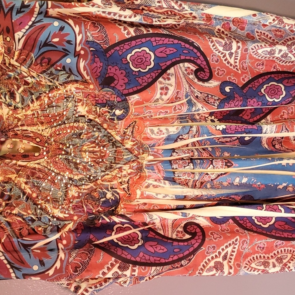 Paisley Stretchy Dressy Top - Picture 3 of 6